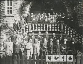 Groupe de quarante-sept personnes